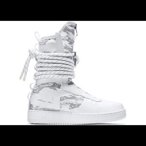 Nike SF Air Force 1 High Winter Camo